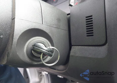 2009 Mazda Tribute I Sport z USA, uszkodzony, nr VIN 4F2CZ02729KM00611